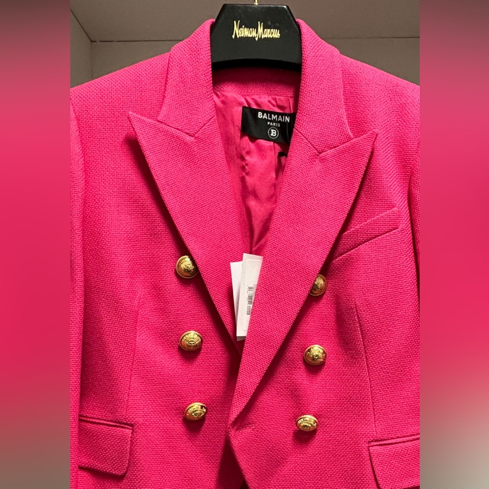 Authentic Balmain pink 6 gold button pique blazer. Absolutely beautiful.